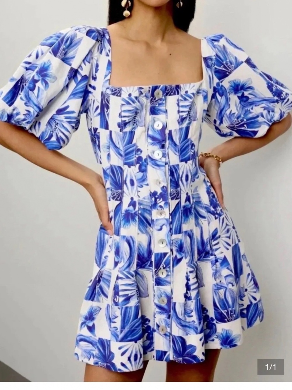 Caroline Constas